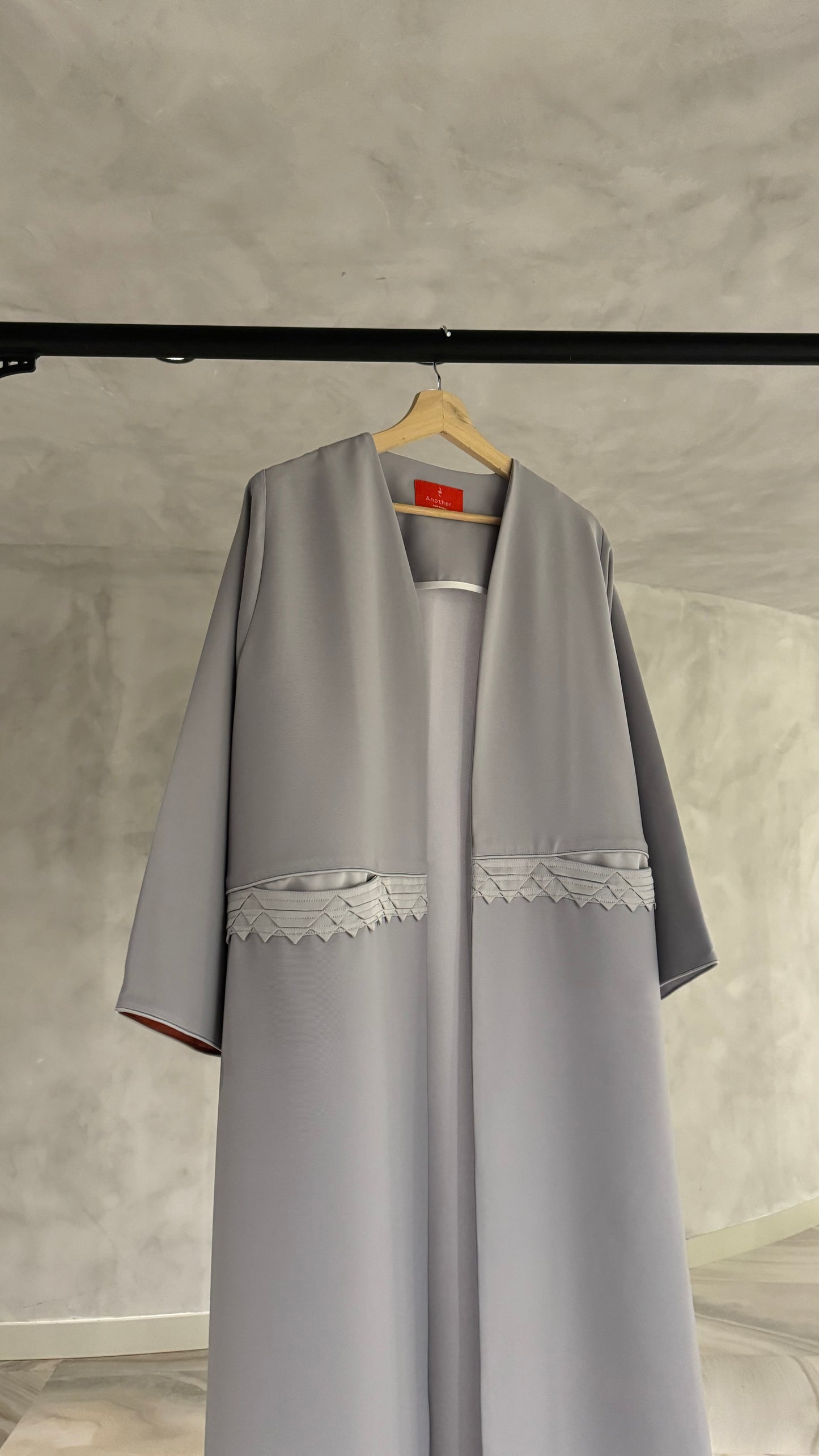Classic Geometric Fold Pocket Abaya