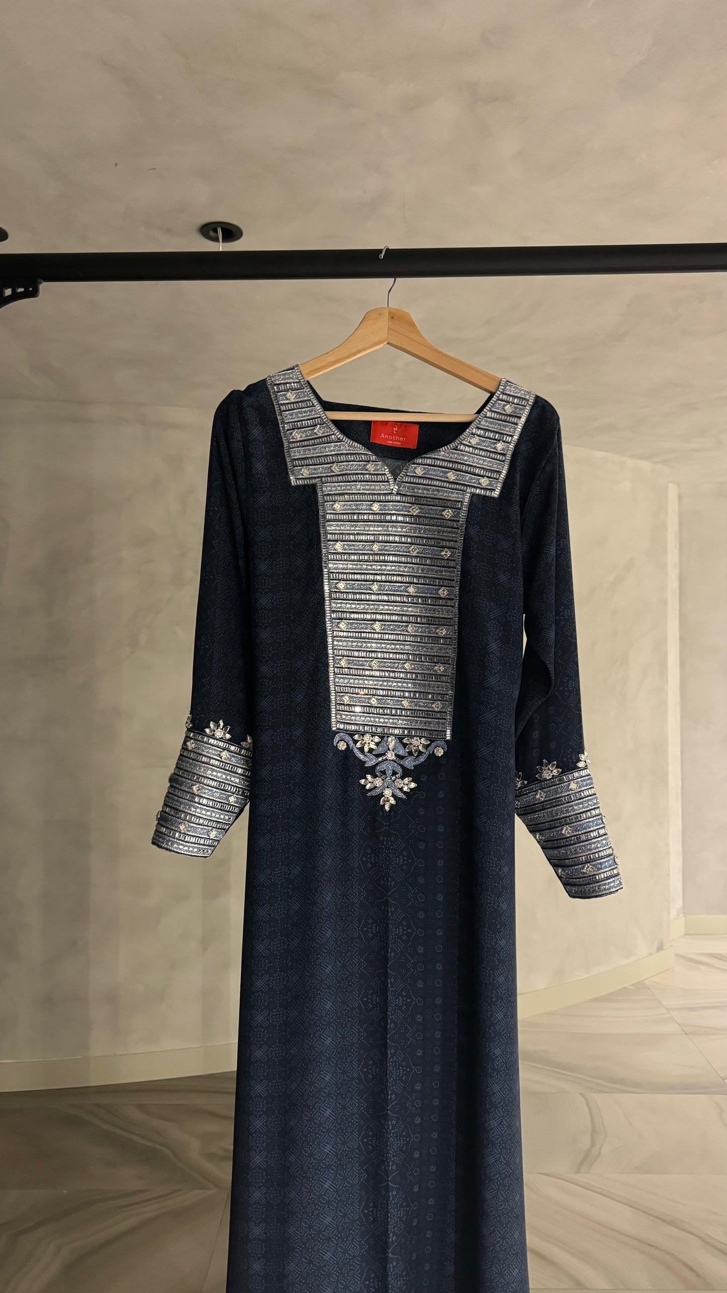 ABAYA