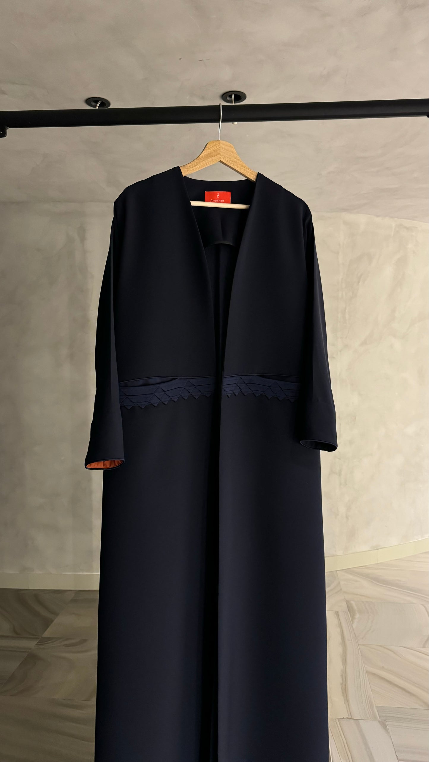 Classic Geometric Fold Pocket Abaya