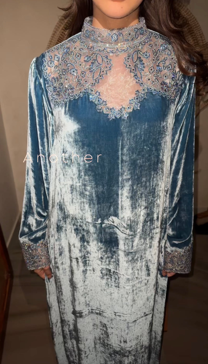 RTW - The Square Crystal Neckline Kaftan