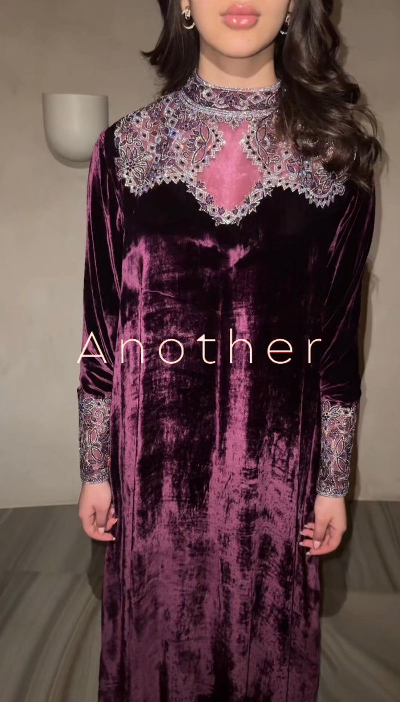 RTW - The Square Crystal Neckline Kaftan