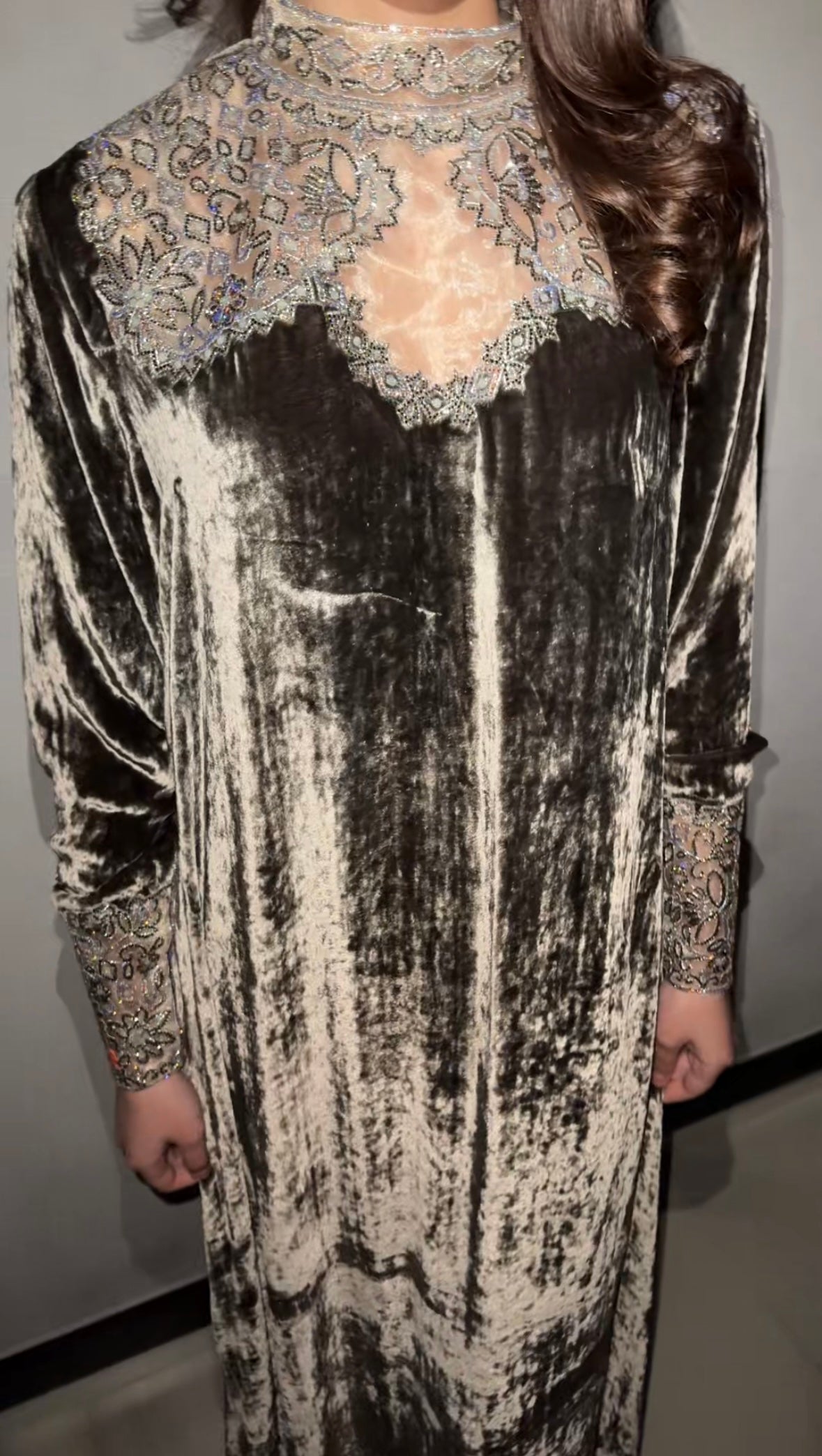 RTW - The Square Crystal Neckline Kaftan